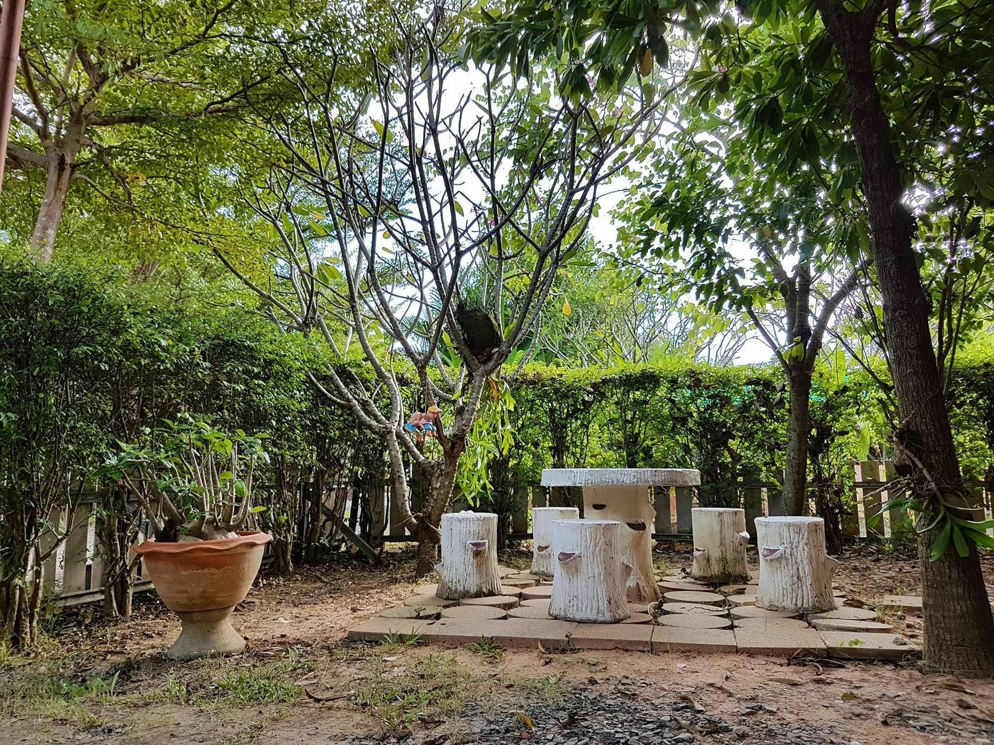 Green Leaf Resort สุรินทร์ ภายนอก รูปภาพ